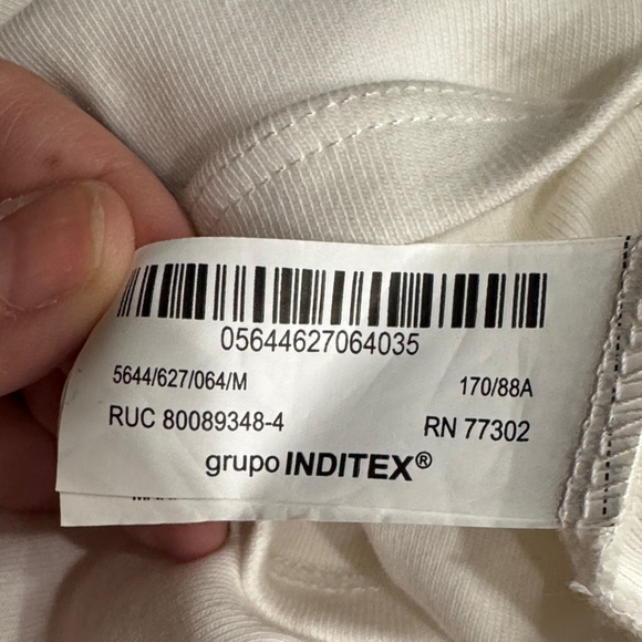 Zara White Women's Top with Black and gold Accents - Picture 4 of 5